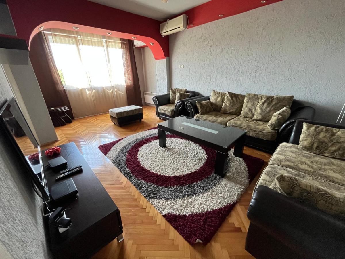 Mickitos Mm Apartment Üsküp Dış mekan fotoğraf